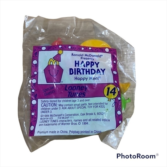 Vintage Happy Birthday Looney Tunes Toy 14 NEW McDonald’s - Picture 1 of 3